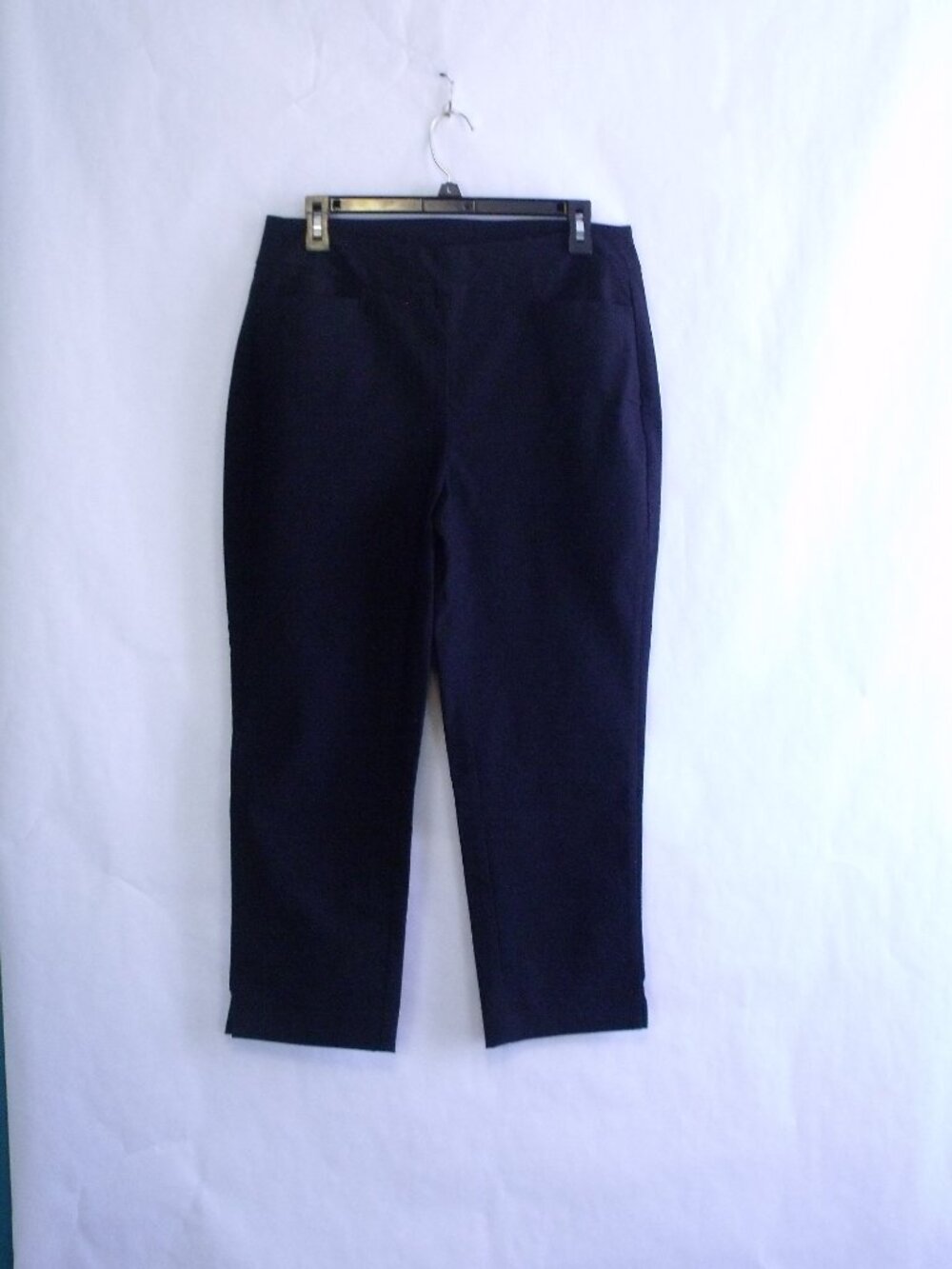 Chico's Black Pull On Cropped Pants